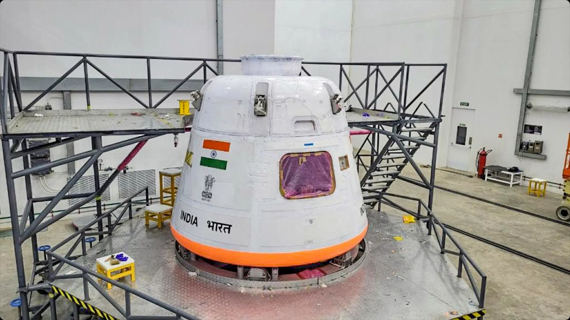 ISRO, Gaganyaan mission, Service Module Propulsion System (SMPS), Qualification test program, Hot test, 350 seconds, Off-nominal mission profile, India's first human spaceflight mission, Regulated bi-propellant system, Orbit circularisation, On-orbit control, De-boost maneuvering, Service Module based abort, Liquid Apogee Motor (LAM) engines, Reaction Control System (RCS) thrusters, System Demonstration Model (SDM), Fluid circuit, Propellant tank feed system, Helium pressurisation system, Flight-qualified thrusters, Control components, Liquid Propulsion Systems Centre (LPSC), ISRO Propulsion Complex (IPRC), Mahendragiri, Tamil Nadu