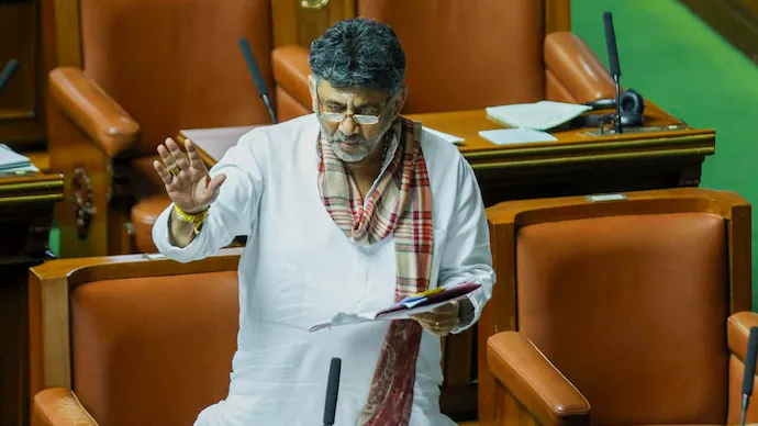 DK Shivakumar,RSS prayer,Karnataka Assembly,नमस्ते सदा वत्सले मातृभूमे,Karnataka politics,Chinnaswamy Stadium,BJP Karnataka,Congress Karnataka,political surprise,assembly session