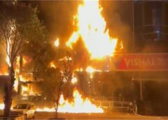 नोएडा में मॉल बना आग का गोला, तड़के लगी भीषण आग से लाखों का नुकसान, 15 दमकल गाड़ियों ने 3 घंटे में पाया काबू