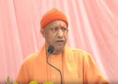 जनता दर्शन में सीएम योगी सख्त, जमीन कब्जाने वालों पर कार्रवाई के निर्देश