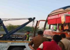 यमुना एक्सप्रेस-वे पर भीषण टक्कर: हाथरस में 6 की मौत, 6 घायल; सीएम योगी ने दिए सख्त कार्रवाई के निर्देश