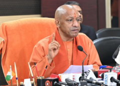 नोएडा श्रमिक विवाद पर सख्त हुए सीएम योगी, बोले- अधिकार, गरिमा और सुरक्षा से कोई समझौता नहीं; भड़काने वालों पर होगी कड़ी कार्रवाई