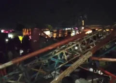 कुशीनगर मेले में बड़ा हादसा: झूला टूटकर गिरा, 12 घायल; दूसरी घटना में नहर में गिरी ट्रॉली से 4 महिलाओं की मौत