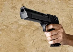 बुलंदशहर बार एसोसिएशन में चली गोली, अधिवक्ता इमामुद्दीन और उनके साले पर हमले से मचा हड़कंप