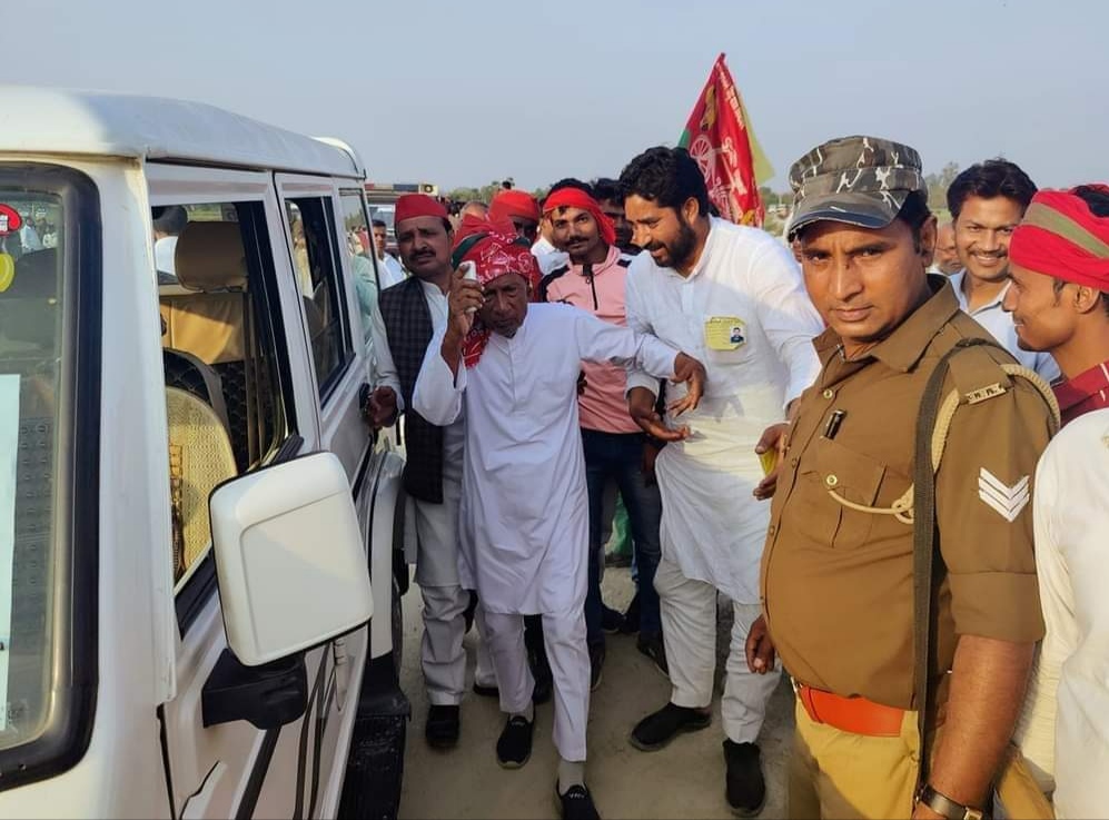 Alam Badi passes away ,Former Nizamabad MLA Alam Badi,Alam Badi Azamgarh news,Azamgarh MLA Alam Badi demise,Alam Badi death news UP,Samajwadi Party leader Alam Badi