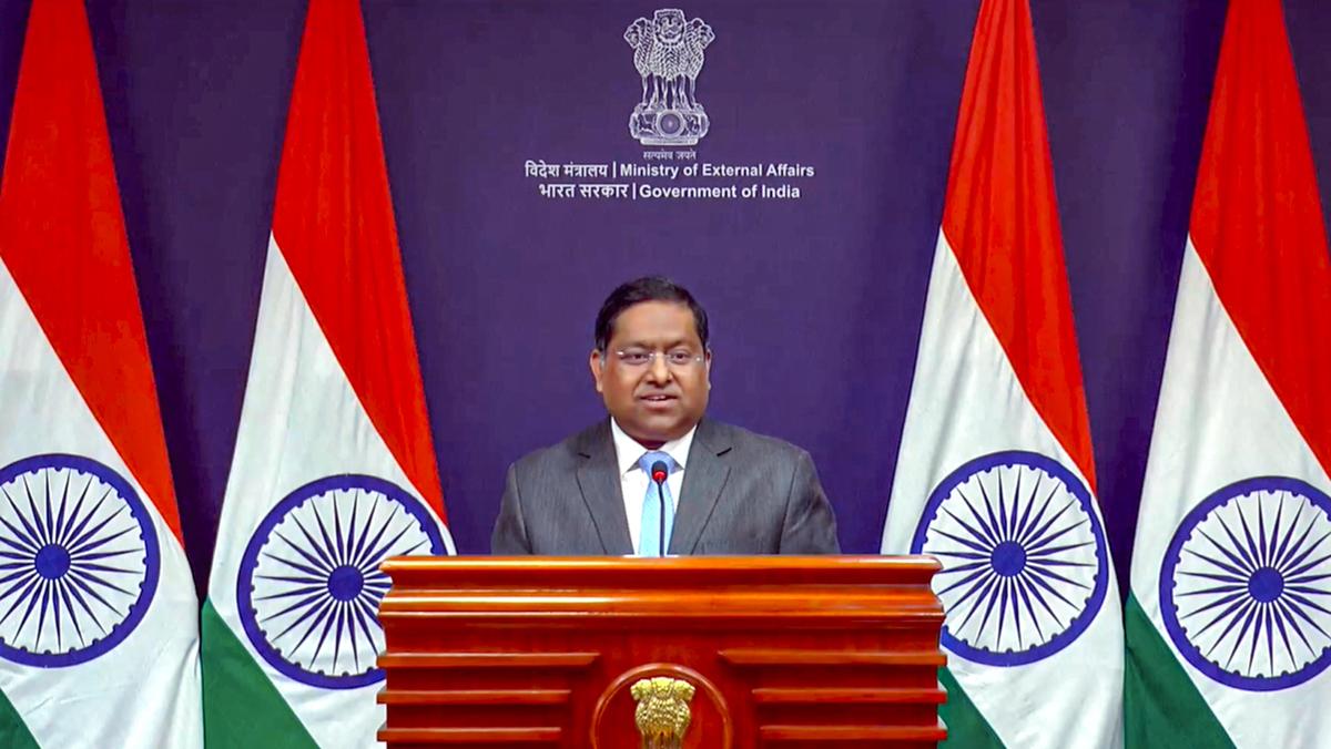 Indus Waters Treaty, India Pakistan Relations, Cross Border Terrorism, MEA India, Randhir Jaiswal, Teesta River Project, Bilawal Bhutto Zardari, India Bangladesh Ties, External Affairs Ministry, Bilateral Talks India Pakistan, Teesta Water Management , India's reply to Pakistan on Indus water, Terrorism and talks cannot go together, India stance on Teesta project.