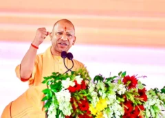 ‘माफिया मिट्टी में मिल चुके, अब उन्हें संरक्षण देने वालों की बारी’, मुख्तार के गढ़ में सीएम योगी का बड़ा हमला