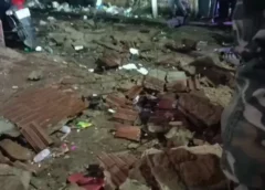 गणेश विसर्जन जुलूस में बड़ा हादसा, लोगों पर भरभराकर गिरा मकान की छत का हिस्सा; 1 की मौत, 10 से ज्यादा घायल